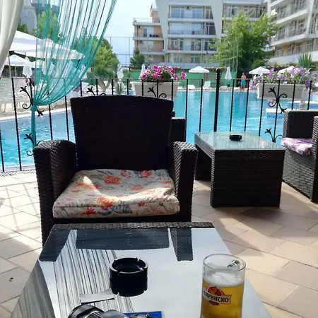Apartman Grand Kamelia Napospart