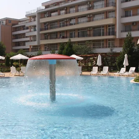 Grand Kamelia Apartament *